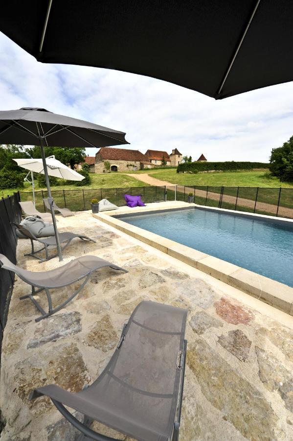 Gite 8 Pers Du Chateau De Cantecor Alvignac Rom bilde